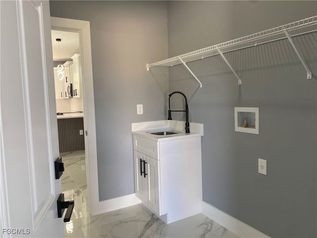 3004 54th ST W, Lehigh Acres, FL 33971