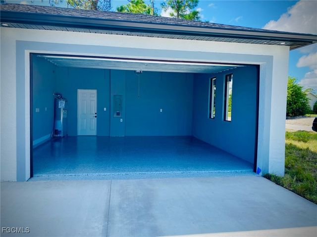 3004 54th ST W, Lehigh Acres, FL 33971