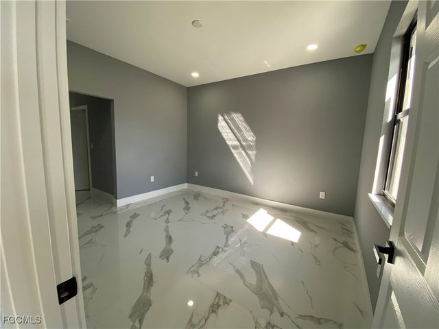 3004 54th ST W, Lehigh Acres, FL 33971