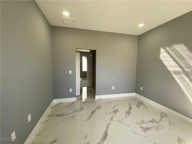 3004 54th ST W, Lehigh Acres, FL 33971