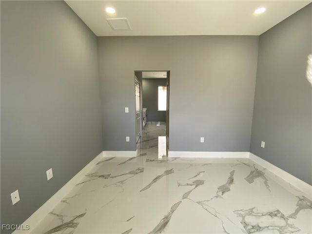 3004 54th ST W, Lehigh Acres, FL 33971