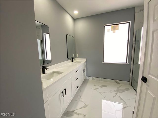 3004 54th ST W, Lehigh Acres, FL 33971