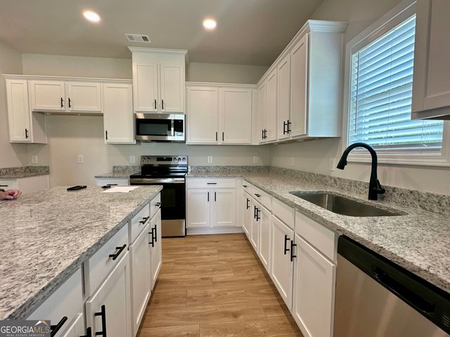 1381 Sunshine Road, Toccoa, GA 30577