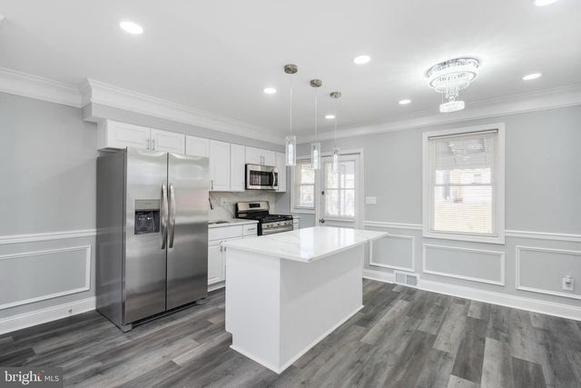 2800 OSWEGO AVE, Baltimore, MD 21215