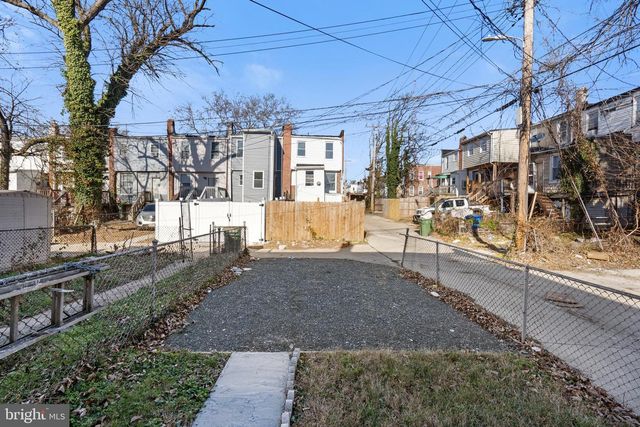 2800 OSWEGO AVE, Baltimore, MD 21215