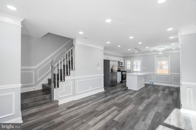 2800 OSWEGO AVE, Baltimore, MD 21215