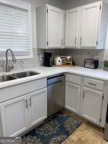 2133 Pinehurst Drive, East Point, GA 30344