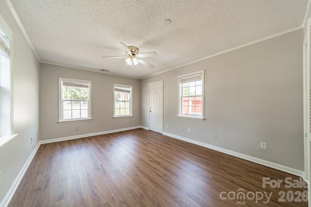 134 Chere Helen Drive, Mooresville, NC 28115