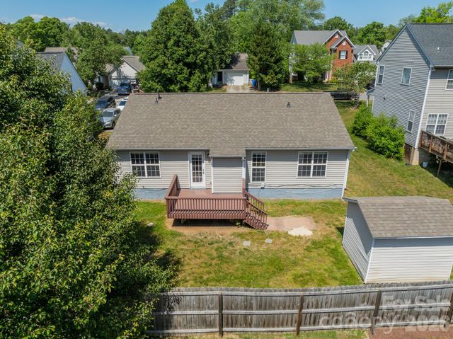 134 Chere Helen Drive, Mooresville, NC 28115