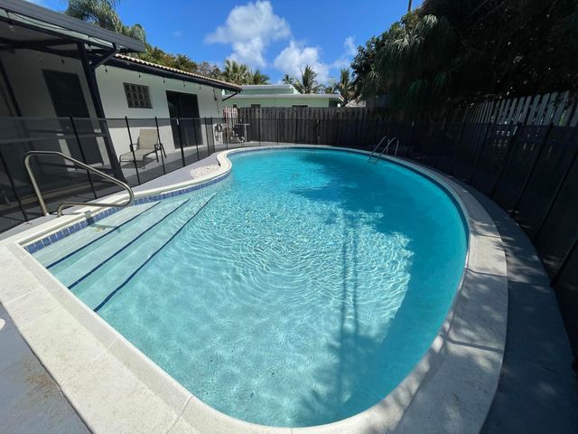 2620 NE 19th Street, Pompano Beach, FL 33062