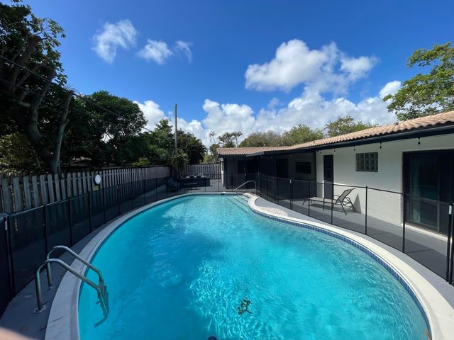 2620 NE 19th Street, Pompano Beach, FL 33062