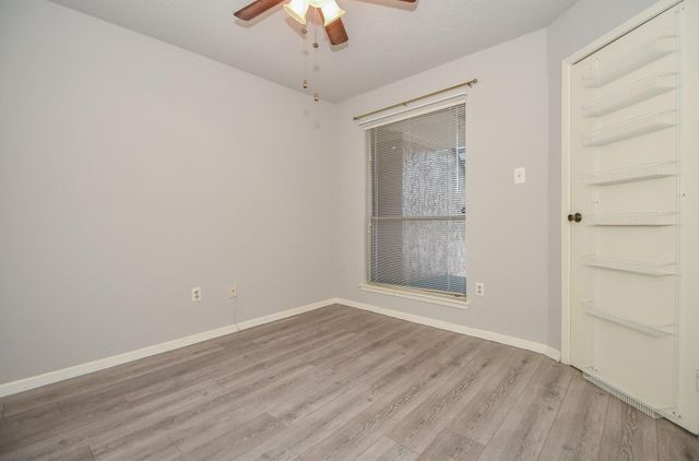10855 Meadowglen Lane 629, Houston, TX 77042