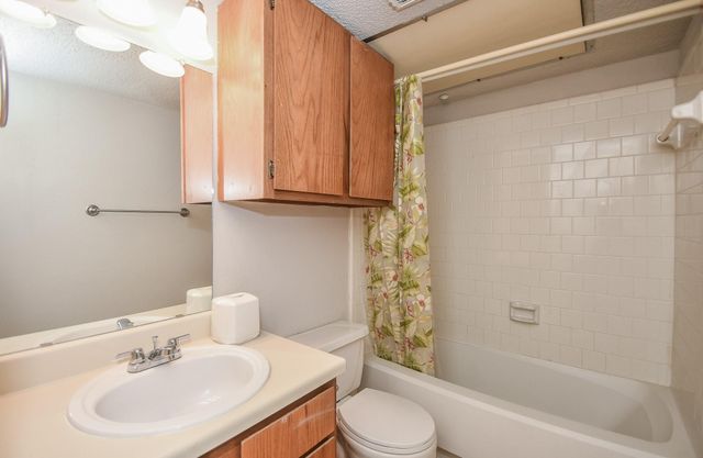 10855 Meadowglen Lane 629, Houston, TX 77042
