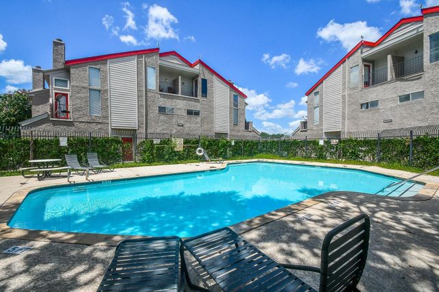 10855 Meadowglen Lane 629, Houston, TX 77042