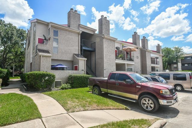 10855 Meadowglen Lane 629, Houston, TX 77042