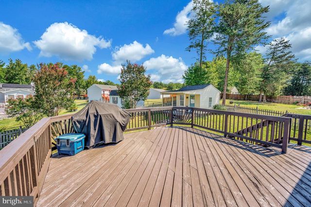 11514 WOODLAND VIEW DR, Fredericksburg, VA 22407