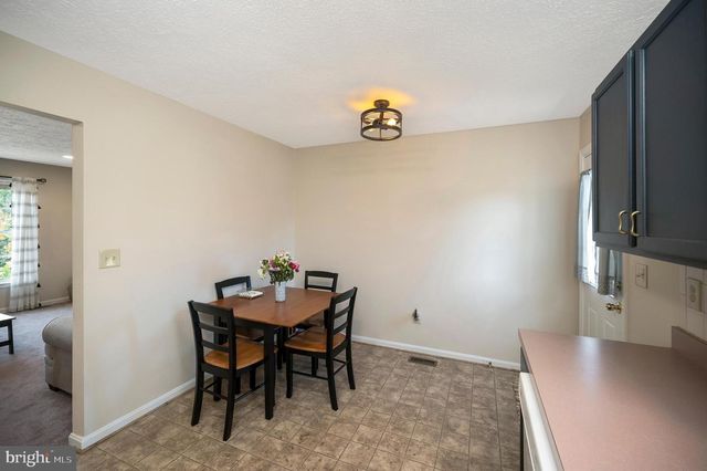 11514 WOODLAND VIEW DR, Fredericksburg, VA 22407