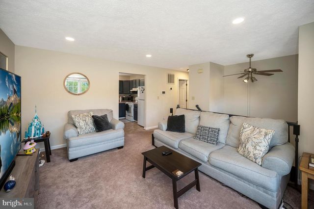 11514 WOODLAND VIEW DR, Fredericksburg, VA 22407