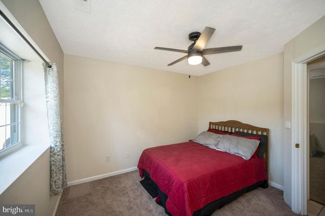 11514 WOODLAND VIEW DR, Fredericksburg, VA 22407