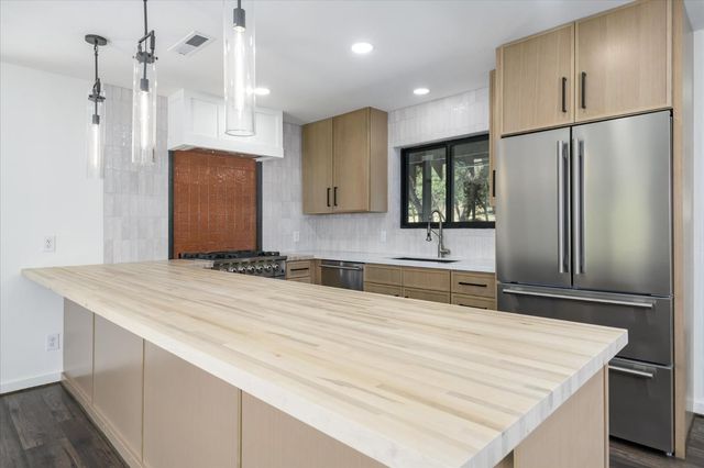 13885 Wilma Ct, Fiddletown, CA 95629