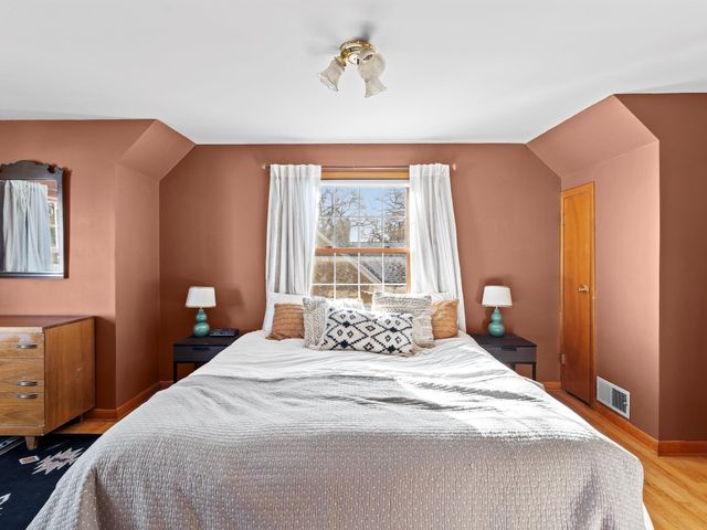 411 N Lafayette Street, Griffith, IN 46319