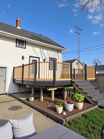 4114 21st AVENUE, Kenosha, WI 53140