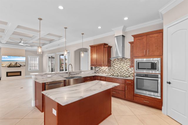 1121 Bluffton Ct., Myrtle Beach, SC 29579