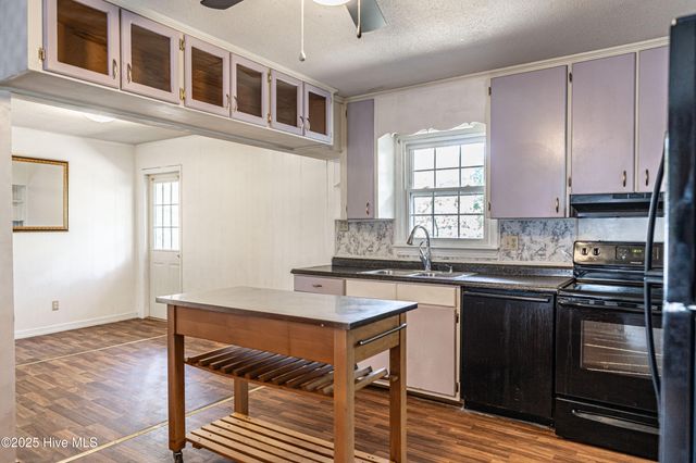 806 Currie Street, Carthage, NC 28327