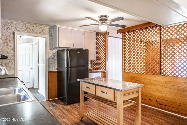 806 Currie Street, Carthage, NC 28327