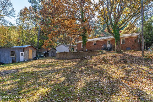 806 Currie Street, Carthage, NC 28327