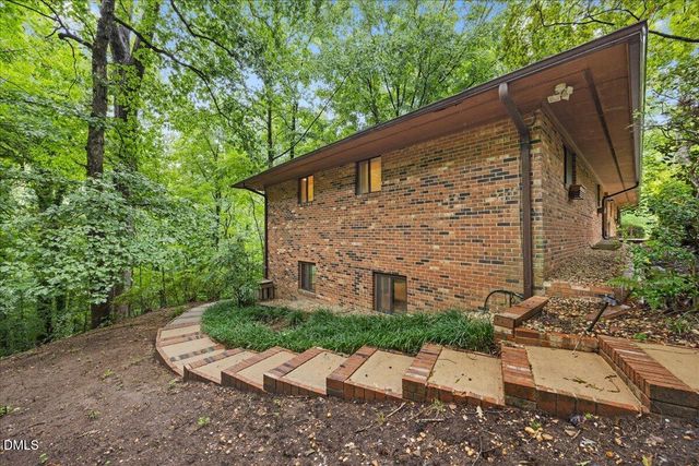 611 Greenwood Rd Exd, Chapel Hill, NC 27514