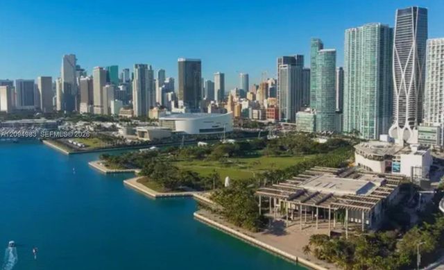 2001 Biscayne Boulevard 3504, Miami, FL 33137