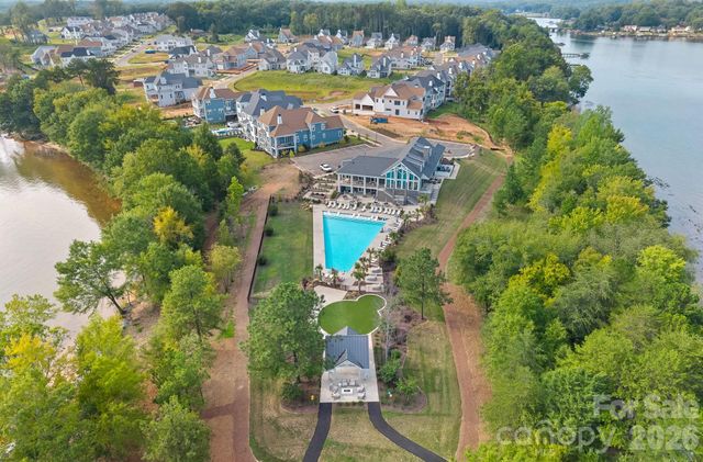 4477 Splash Trail, Sherrills Ford, NC 28673