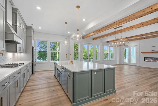 4477 Splash Trail, Sherrills Ford, NC 28673