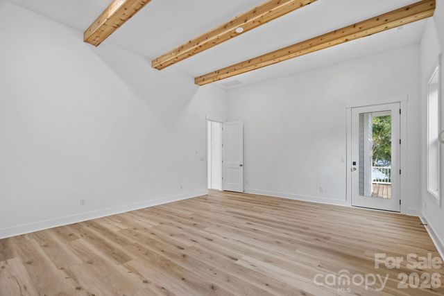 4477 Splash Trail, Sherrills Ford, NC 28673