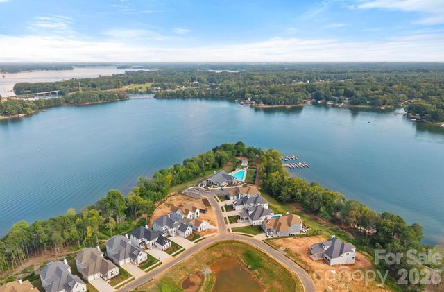 4477 Splash Trail, Sherrills Ford, NC 28673