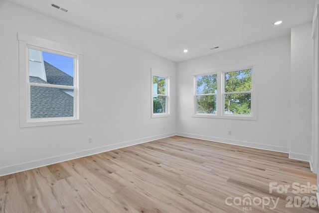 4477 Splash Trail, Sherrills Ford, NC 28673