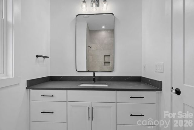 4477 Splash Trail, Sherrills Ford, NC 28673