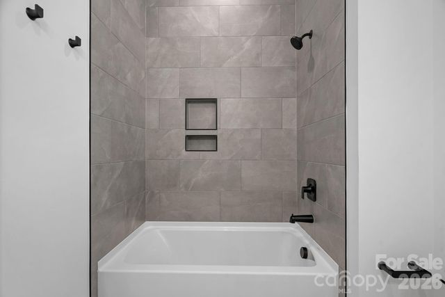 4477 Splash Trail, Sherrills Ford, NC 28673