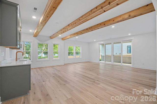 4477 Splash Trail, Sherrills Ford, NC 28673