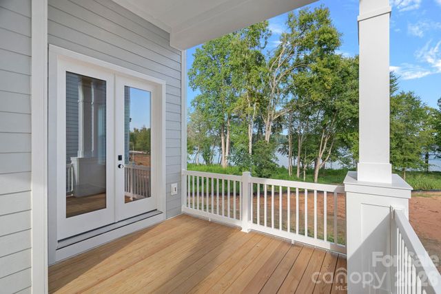 4477 Splash Trail, Sherrills Ford, NC 28673