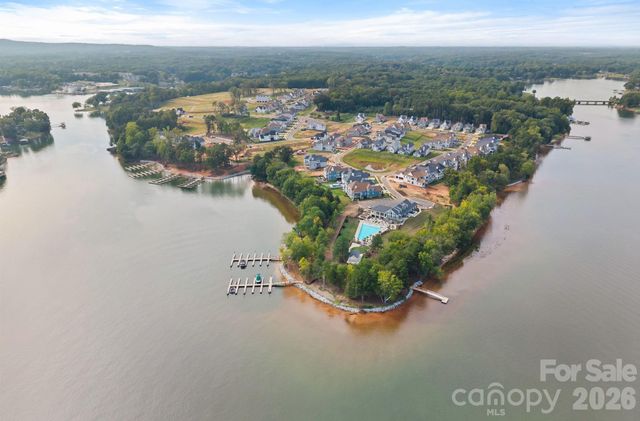 4477 Splash Trail, Sherrills Ford, NC 28673
