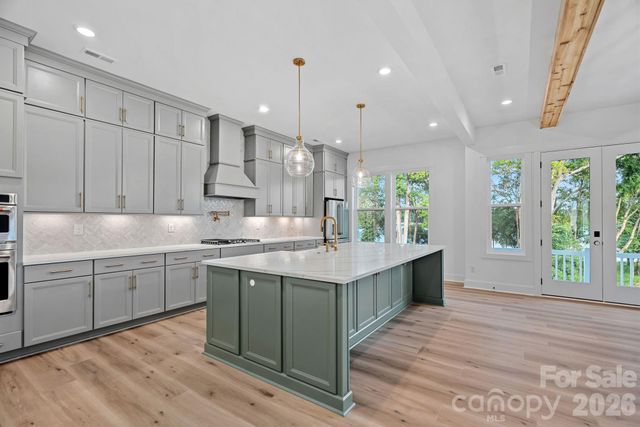 4477 Splash Trail, Sherrills Ford, NC 28673