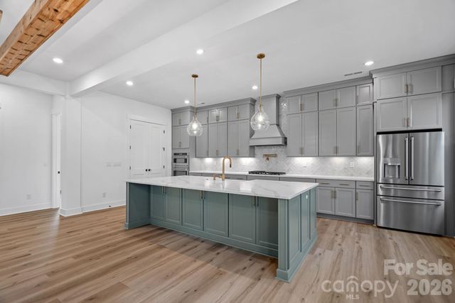 4477 Splash Trail, Sherrills Ford, NC 28673