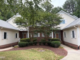 104 Turnberry Lane, Chapel Hill, NC 27517