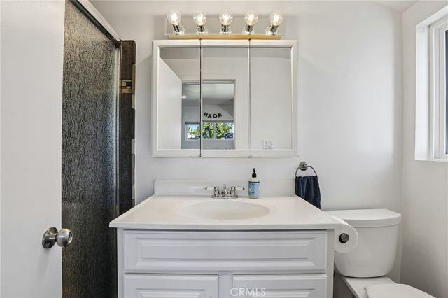 16729 Archwood, Lake Balboa, CA 91406