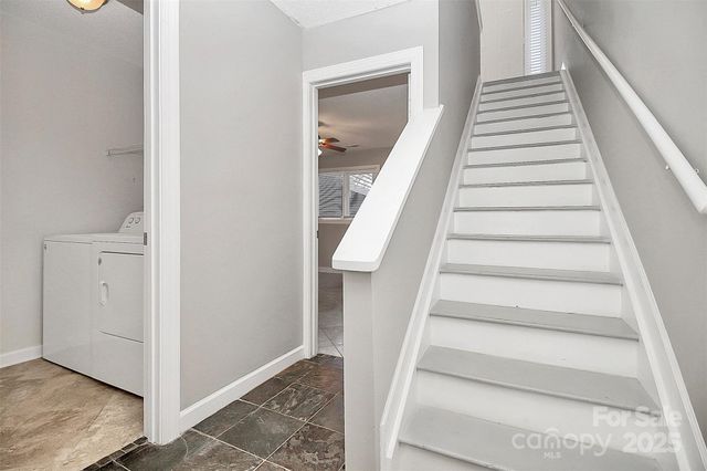 13932 Queens Harbor Road, Charlotte, NC 28278