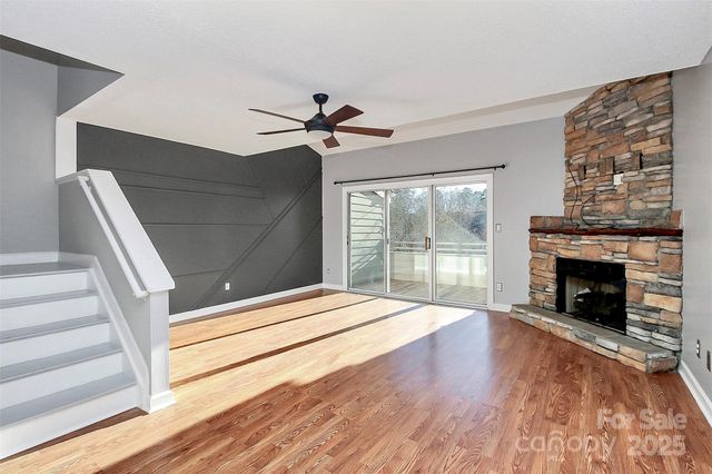 13932 Queens Harbor Road, Charlotte, NC 28278