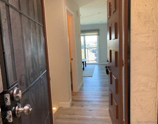 3079 Cowley Way 38, San Diego, CA 92117