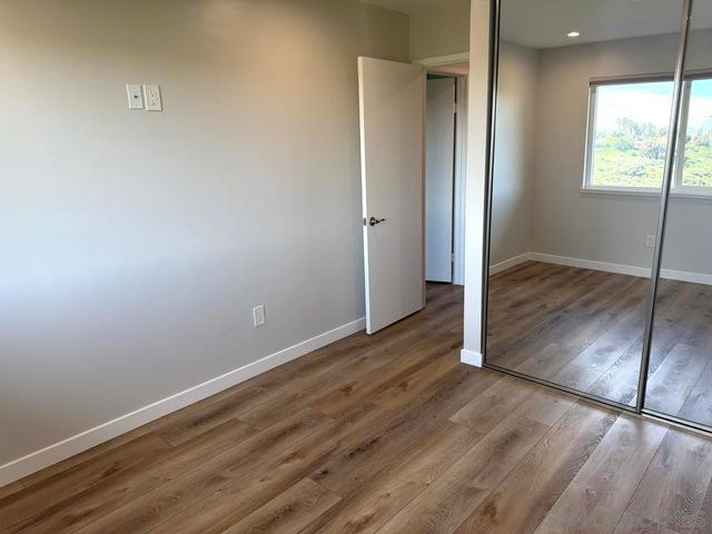3079 Cowley Way 38, San Diego, CA 92117
